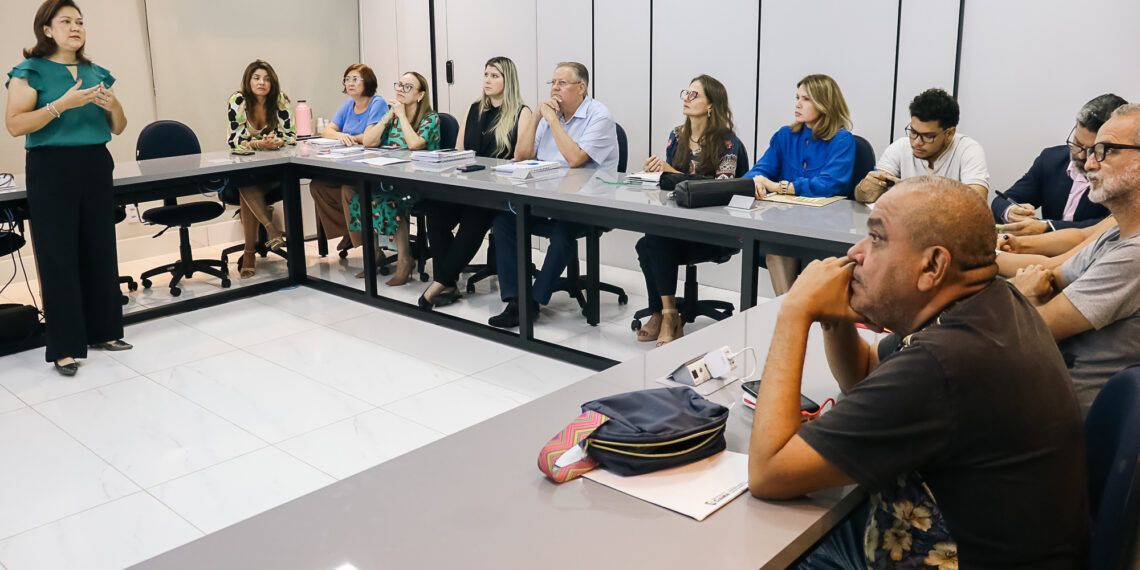 Secretário de Saúde de MT atende grupo LGBTGIA+ e apresenta projeto de ambulatório Trans com 5 milhões em investimentos