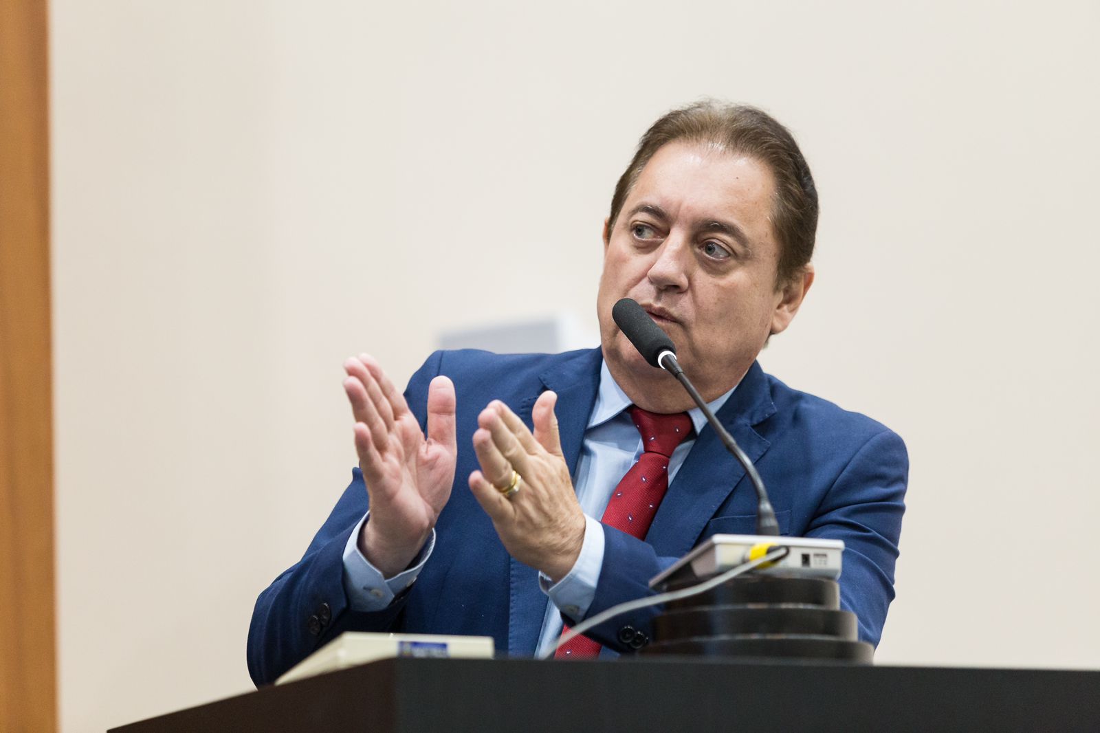 Projeto de lei de Sebastião Rezende fortalece proteção às mulheres em academias no Mato Grosso