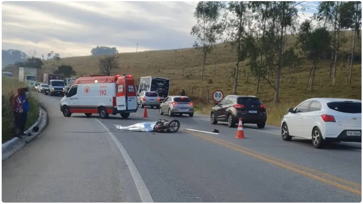 FATAL|: Homem morre após bater moto em carreta próximo a Rondonópolis