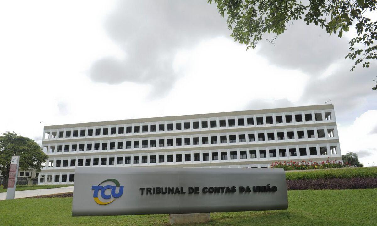 TCU cria bônus que aumenta salários em 15% por "trabalho complexo"
