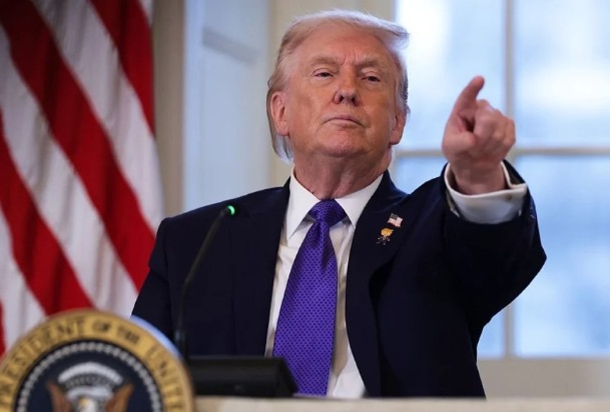 Trump anuncia acordo de paz entre EUA e Irã e libera Estreito de Ormuz