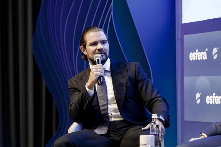Vorcaro pediu a ex-diretor do BC que pressionasse Caixa em caso de aporte barrado no Master